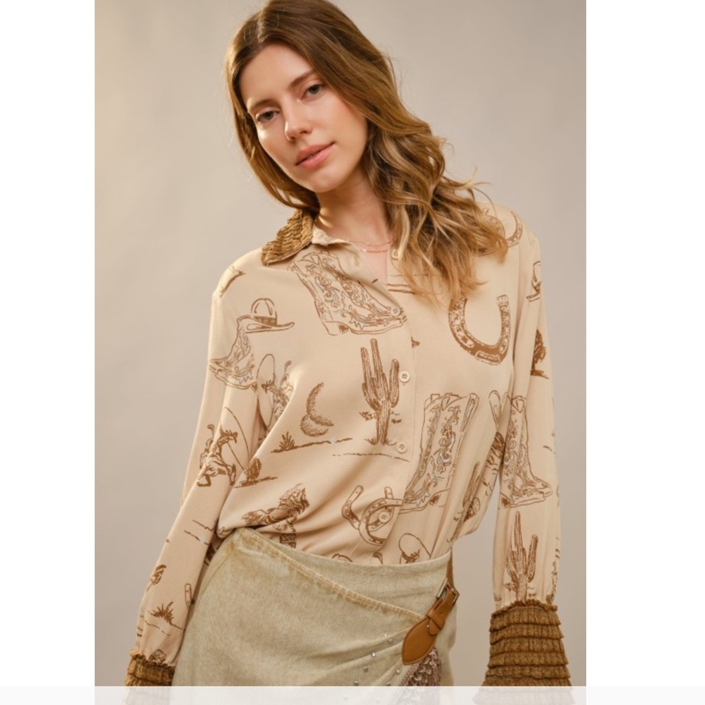 💥SOLD💥Beige Western Print Blouse with Ruffle Cuffs